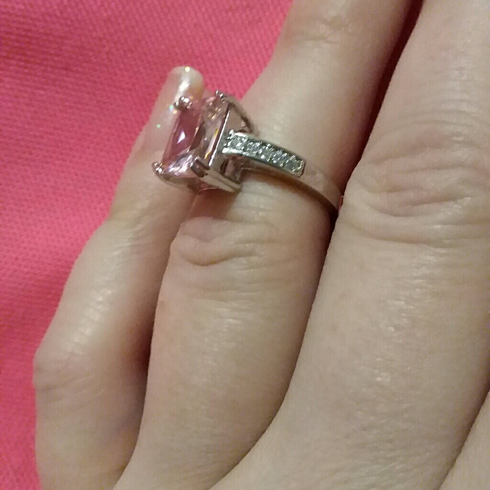Pink Topaz Ring - Picture 7 of 8